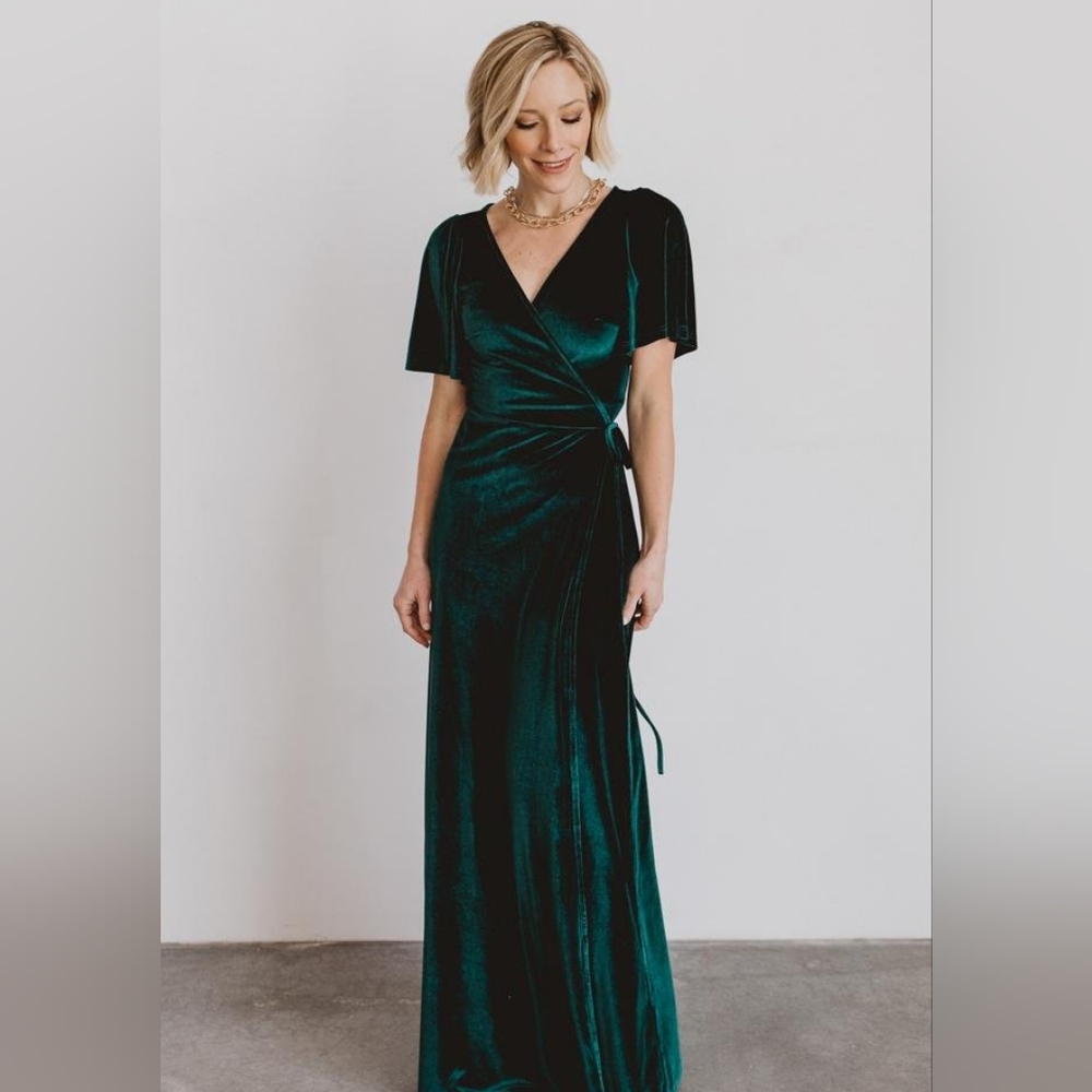 Baltic Børn formal dress